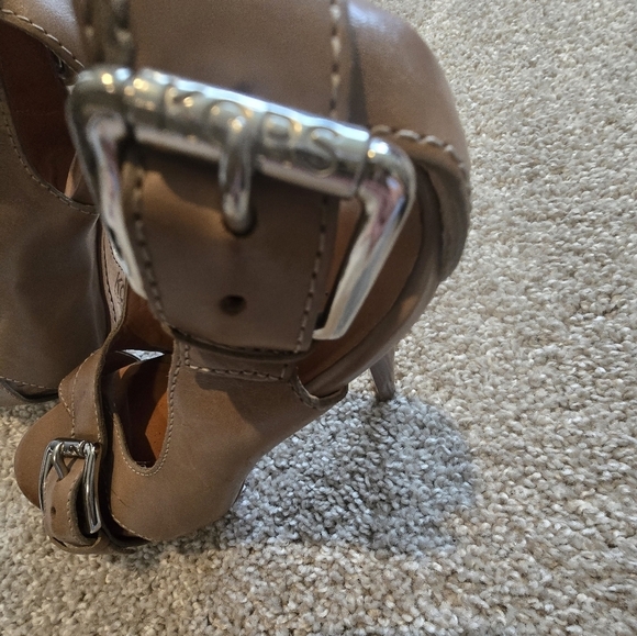 Michael Kors Women's Tan Peep Toe Heels - Picture 6 of 9